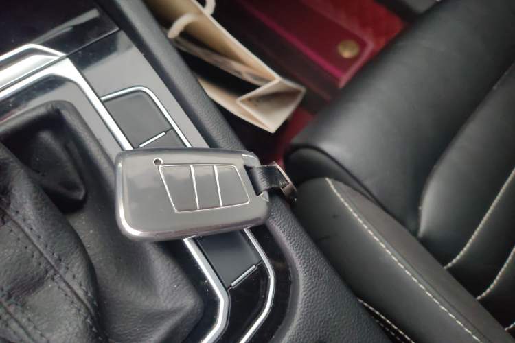 Used Volkswagen Magotan 2020 330TSI DSG Leading Model
