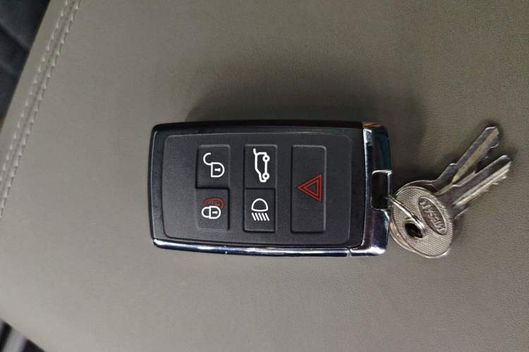 Used Land Rover Defender 2022 110 P400 Dark Edition
