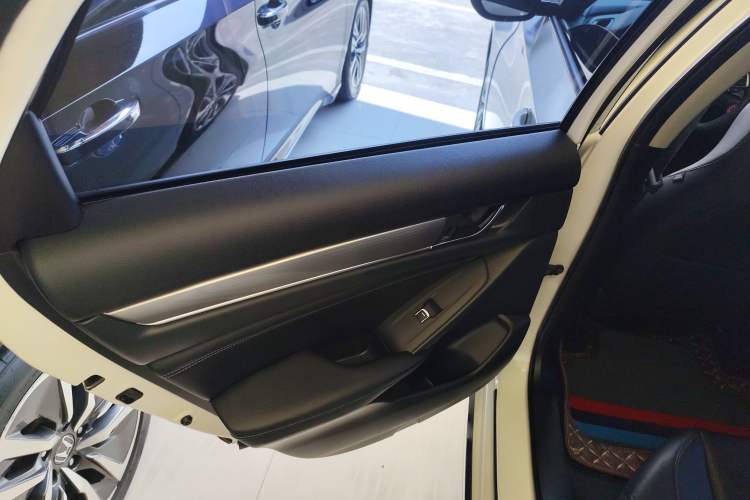 Used Honda Accord 2018 260TURBO Luxury Edition China V Emission Standard