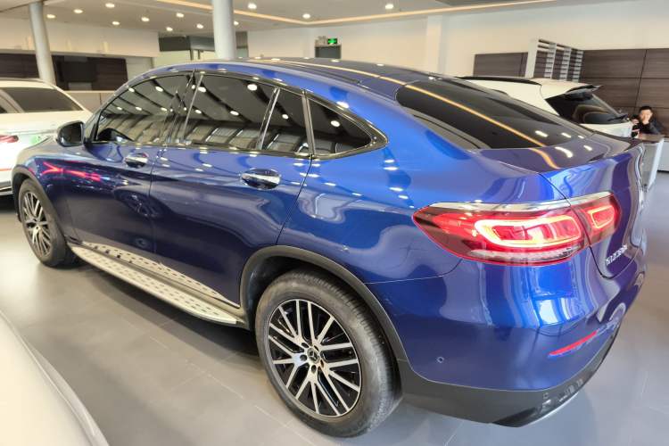 Used Mercedes-Benz GLC Coupe 2020 GLC 300 4MATIC Coupe SUV
