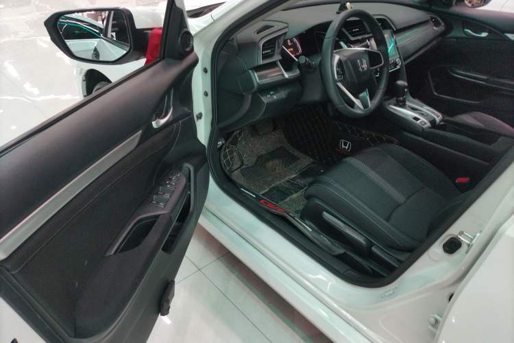 Used Honda Civic 2019 220TURBO CVT Dynamic Edition China VI