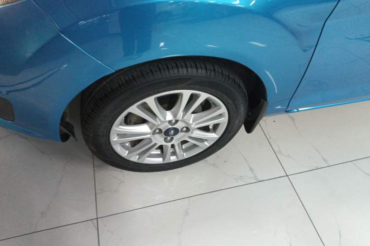 Used Ford Fiesta 2013 Hatchback 1.5L Automatic Fashion Edition