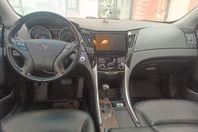 Used Hyundai Sonata 2014 2.4L Automatic Leading Edition China IV Standard
