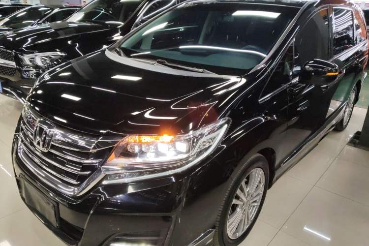 Used Honda Elysion 2016 2.4L Luxury Edition
