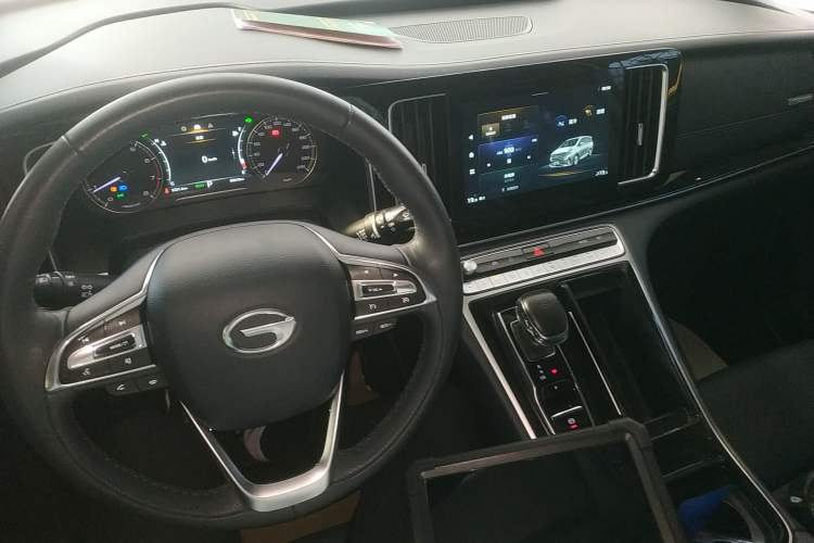 Used GAC Trumpchi M8 2021 Lingxiu Series 390T Deluxe Edition
