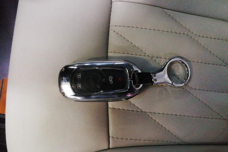 Used Buick GL8 2022 Land Business Class 652T Luxury Model
