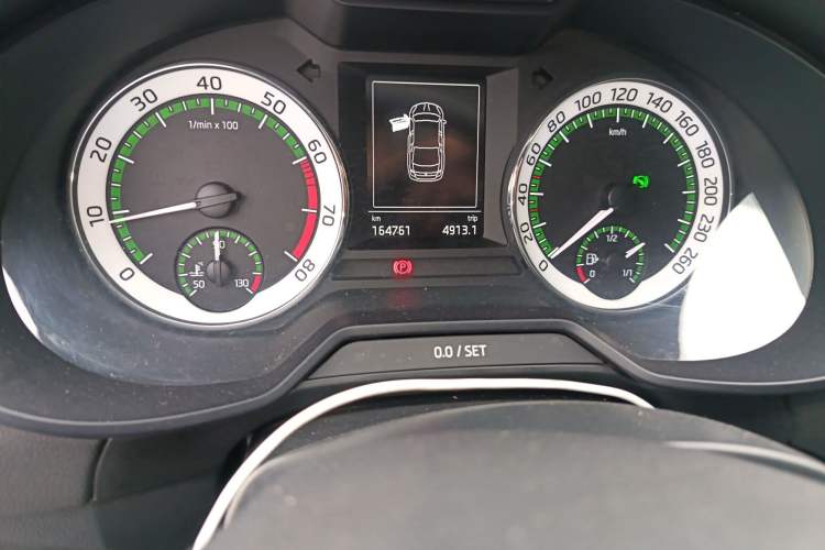 Used Skoda Octavia 2019 1.5L Automatic Smart Drive Luxury Edition China VI Standard