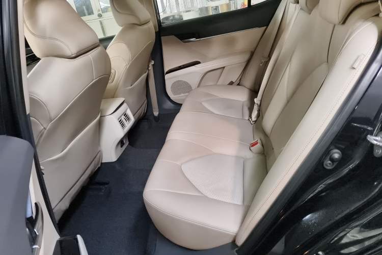 Used Toyota Camry 2019 2.0G Luxury Edition China VI Standard
