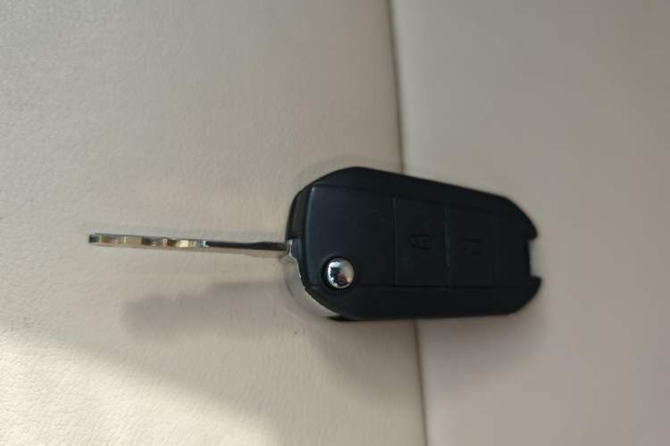 Used BAIC E Series 2013 Hatchback 1.5L Automatic Lotte Edition
