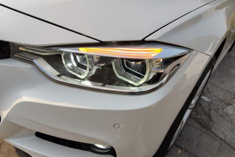 Used BMW 3 Series 2018 320i M Sport Package
