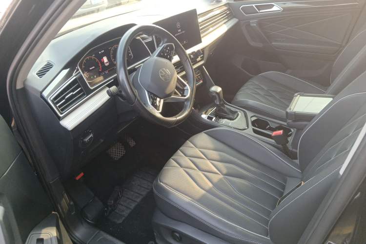 Used Volkswagen Tiguan L 2022 330TSI Automatic Two-Wheel Drive Smart Edition