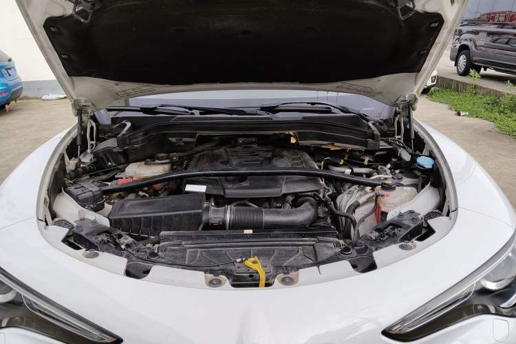 Used Alfa Romeo Stelvio 2017 2.0T 280HP Luxury Edition
