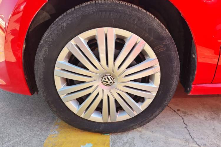 Used Volkswagen Polo 2016 1.6L Automatic Comfort Model
