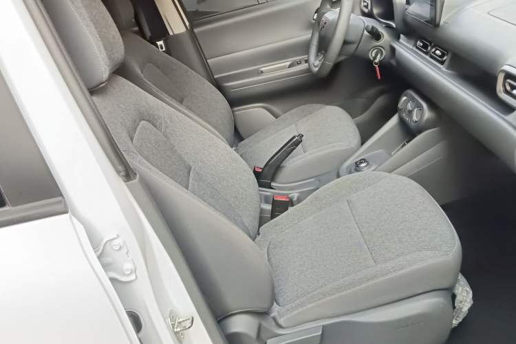 Used Wuling Hongguang New Energy 2025 Extended-Range Hybrid 50KM Comfort Version