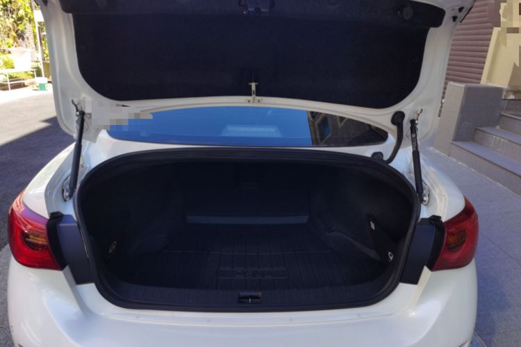 Used Infiniti Q50L 2015 2.0T Enjoyment Edition
