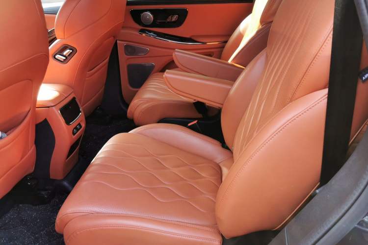 Used  Lanyue C-DM 2025 180 Ultra-Long Range Ultra All-Wheel Drive 6-Seater
