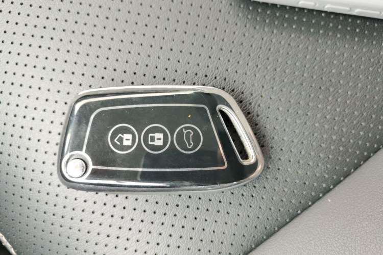 Used Baojun KiWi EV 2022 Designer Lite Edition Ternary Lithium