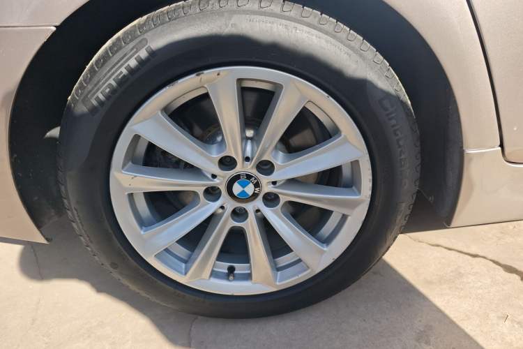 Used BMW 5 Series (Import) 2015 520i Elegant Edition
