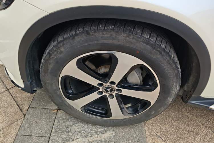 Used Mercedes-Benz GLC 2018 GLC 260 4MATIC Luxury Model