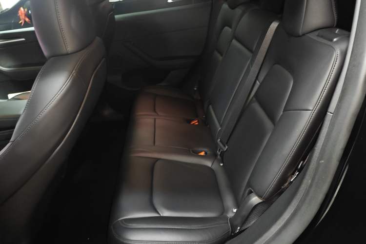 Used Tesla Model Y 2022 Rear-Wheel-Drive Version
