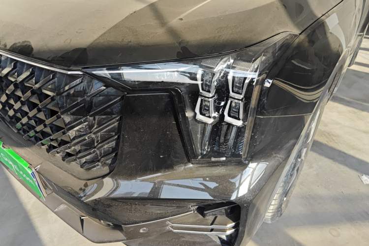 Used GAC Trumpchi GS8 2024 Linghang Series 2.0 TGDI Two-Wheel Drive Luxury Smart Connectivity Version