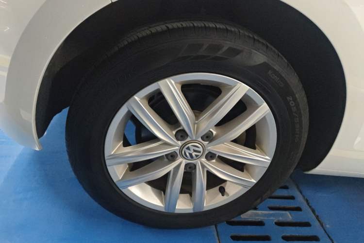 Used Volkswagen Golf 2018 230TSI Automatic Comfort Model
