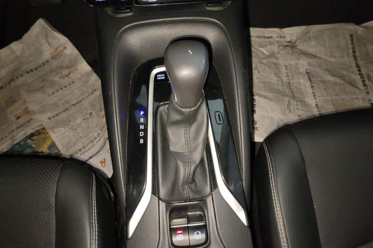 Used Toyota Corolla 2021 Dual-Motor 1.8L E-CVT Flagship Edition
