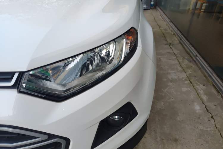 Used Ford EcoSport 2013 1.5L Automatic Fashion Model
