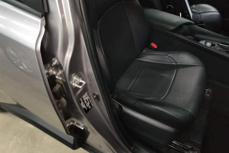 Used Toyota IZOA 2021 2.0L Enjoy Edition
