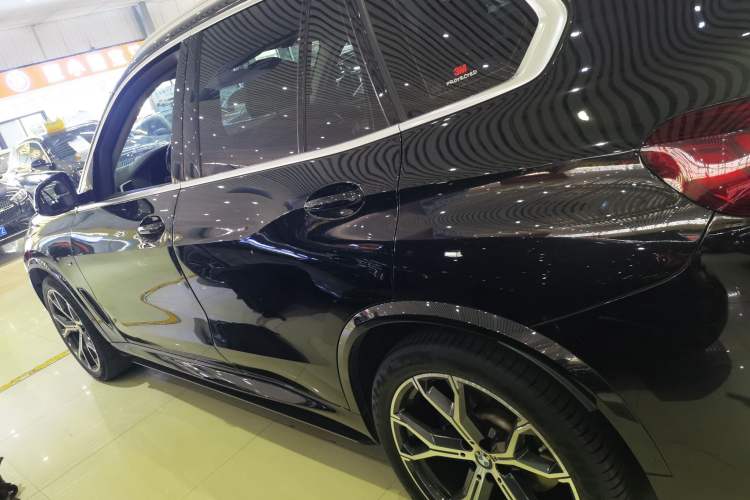 Used BMW X5 2022 xDrive40i Luxury Edition M Sport Package