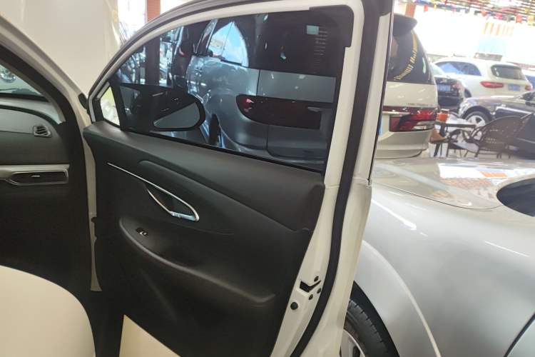 Used Changan UNI-T 2020 1.5T Prestige Version
