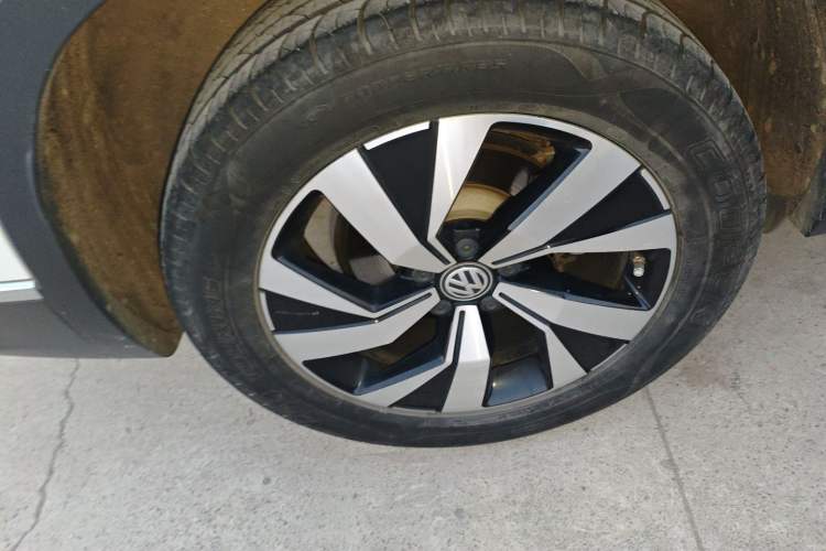 Used Volkswagen Tayron 2020 330TSI Two-Wheel Drive Luxury Smart Connectivity Version
