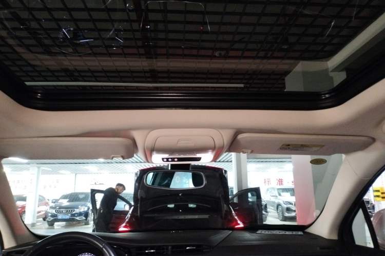 Used Cadillac XT5 2016 25T Luxury Model
