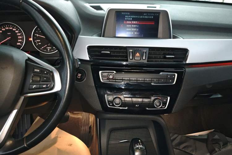 Used BMW X1 2018 sDrive20Li Leading Model
