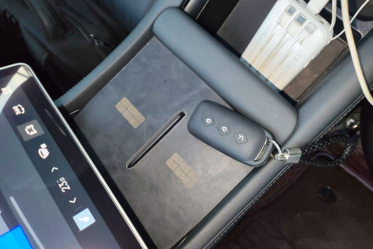 Used  L7 2024 1.5T 115 km PLUS Dragon Edition
