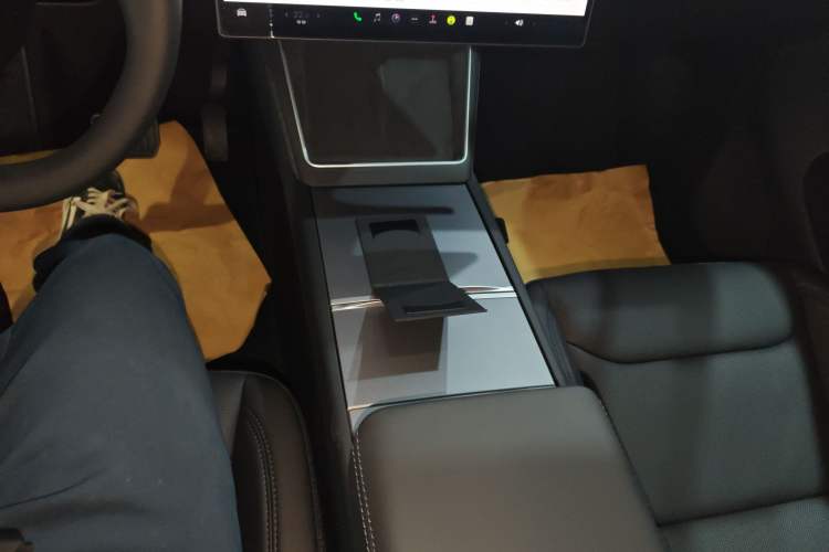 Used Tesla Model Y 2026 Rear-Drive Model