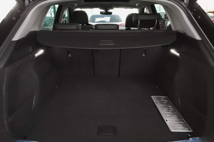 Used Audi Q5L 2022 40T Luxury Dynamic Model
