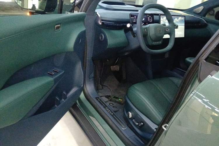 Used Zeekr X 2025 5-Seater Rear-Drive Version
