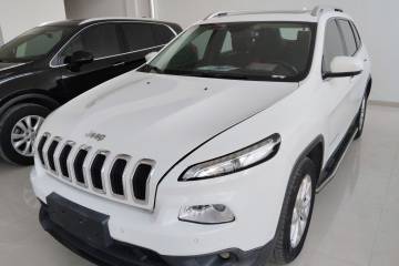 Used Jeep Cherokee 2016 2.0L Superior Edition