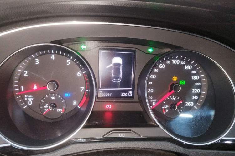 Used Volkswagen Magotan 2018 Facelift 330TSI DSG Luxury Model
