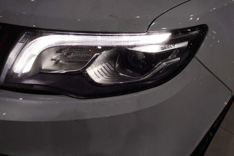 Used Geely Auto Emgrand X7 Sport 2021 1.8TD DCT Two-Wheel Drive Asian Games Edition