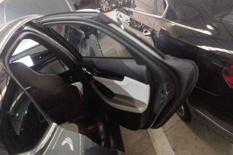 Used BYD Qin PLUS 2023 Champion Edition DM-i 55KM Leading Model
