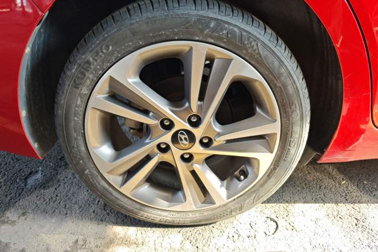 Used Hyundai Elantra 2018 1.6L Automatic 15th Anniversary Special Edition
