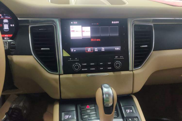 Used Porsche Macan 2017 Macan 2.0T
