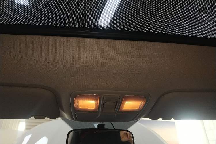 Used Hyundai ix35 2015 2.0L Automatic 2WD Smart Type China IV