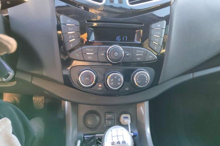 Used Haima S5 2015 1.6L Manual Luxury Model with Sunroof