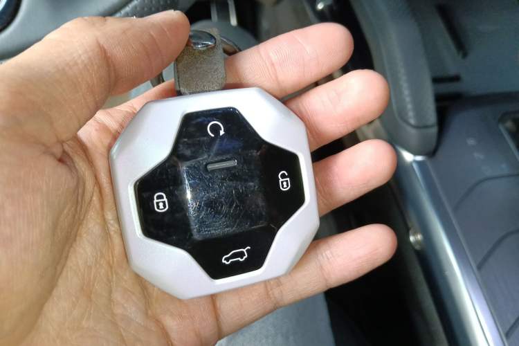 Used JETOUR Traveler 2023 2.0T All-Wheel-Drive CrossPRO
