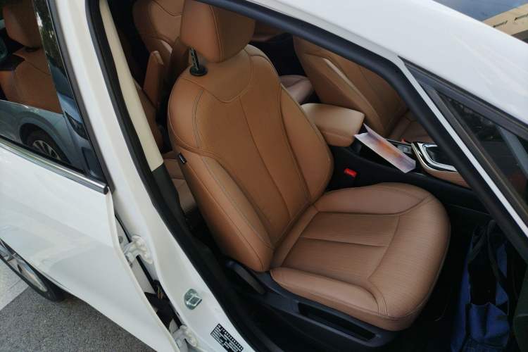 Used Buick GL6 2021 323T Mild Hybrid Connect Luxury Model
