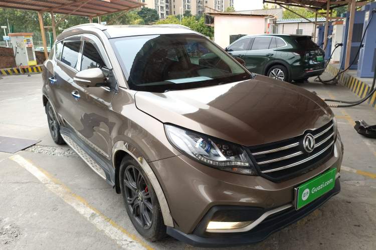 Used Dongfeng Fengon 580 2017 1.5T CVT Smart Connectivity Model