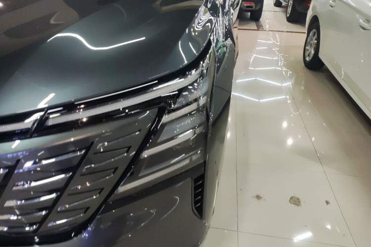 Used Changan CS75 PLUS 2025 4th Generation UItra 2.0T New Blue Whale – Smart & Powerful Version
